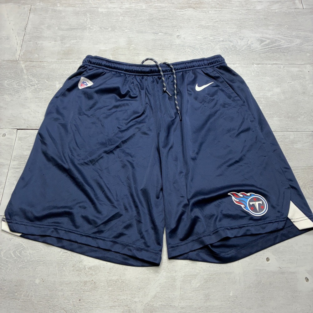 Nike Tennessee Titans NFL Shorts Mens XL Navy Blue Dri-FIT Training Team Issued